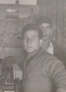 Torres Oro: el servicio express y profesional que necesitas para vender, empeñar o invertir en oro con total confianza 2 Torres Joyeros desde 1956 min e1754590979726 Torres Oro: el servicio express y profesional que necesitas para vender, empeñar o invertir en oro con total confianza